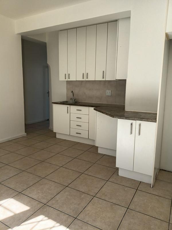 To Let 1 Bedroom Property for Rent in Plumstead Western Cape